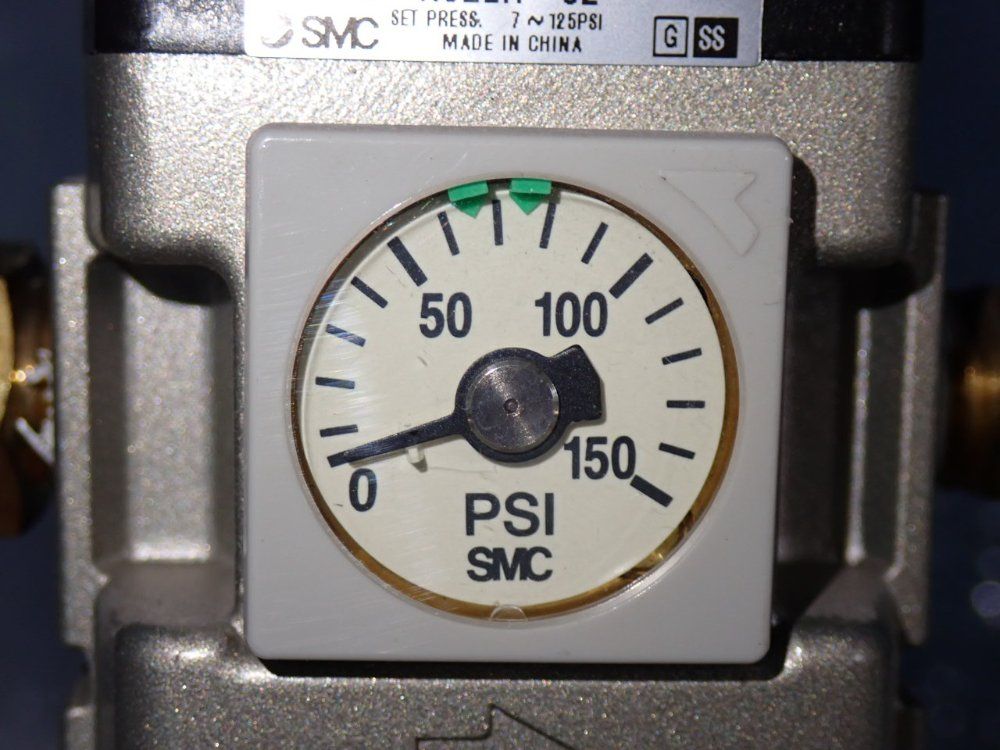 Smc 7-125psi Pneumatic Filter Regulator - Aw30-n02eh-8z