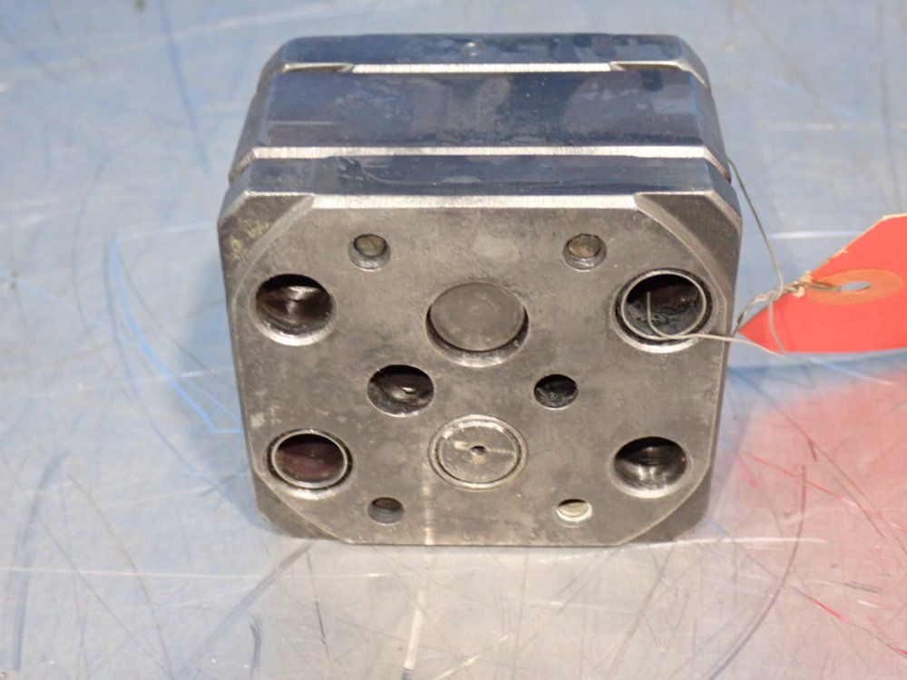 Zenith Metering Pump - 20499106934-9