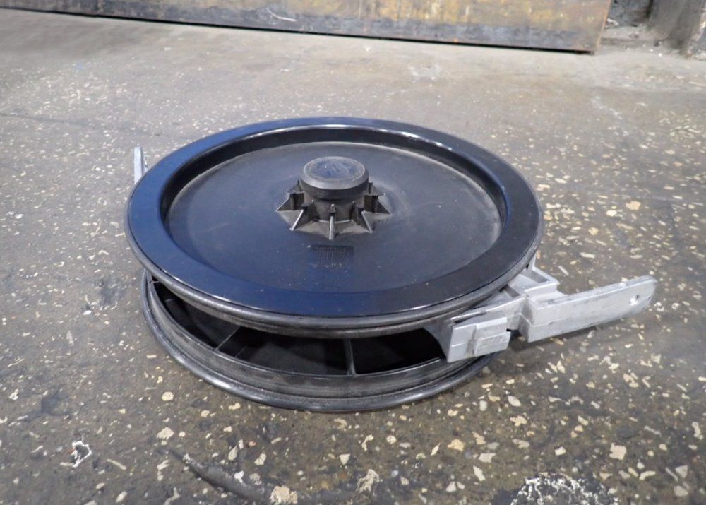 Curved Wheel Assembly
