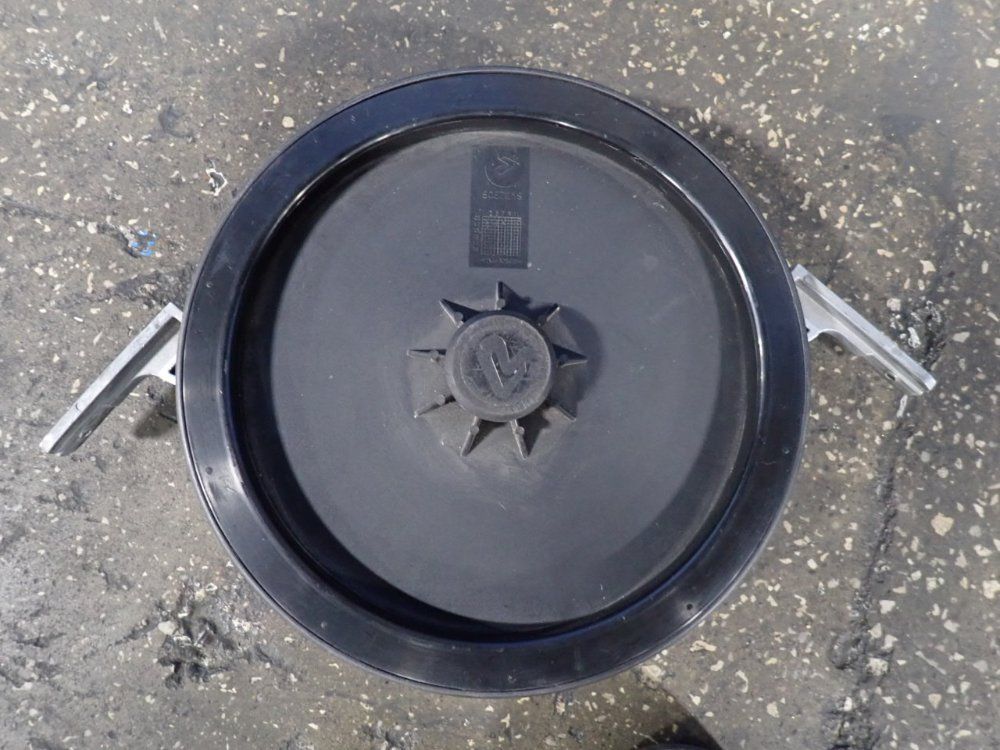 Curved Wheel Assembly