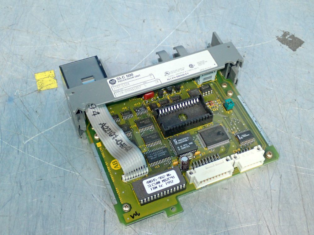 Allen Bradley Slc 500 Proccessing Unit - 1747-l524