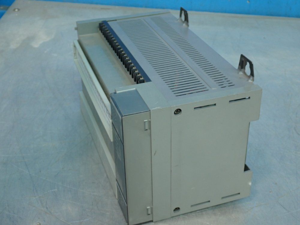 Allen Bradley Slc 500 Programmable Controller - 1747-l30c