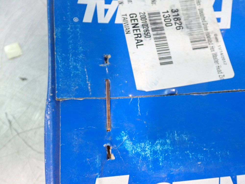 Fastenal Box Of Screws