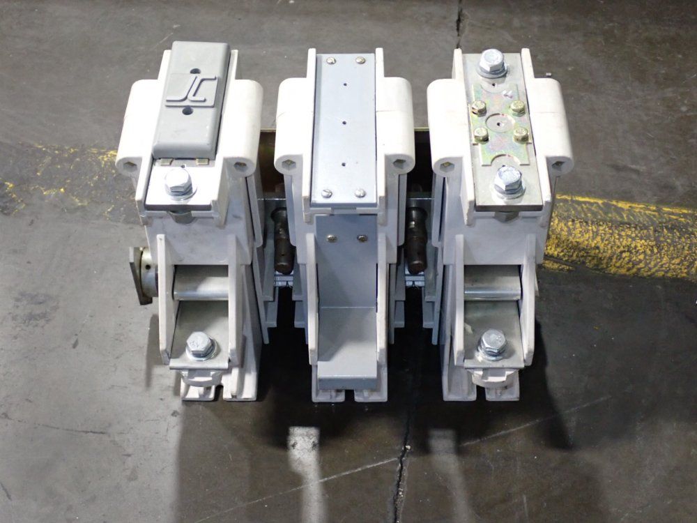 Joslyn Clark Circuit Breaker - Mvcl77uo32a25-125-125