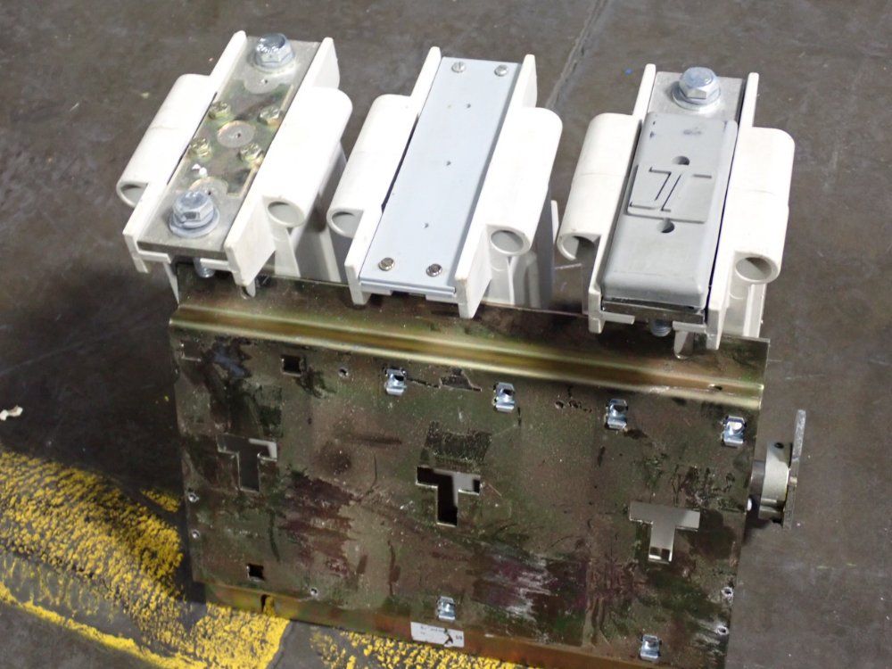 Joslyn Clark Circuit Breaker - Mvcl77uo32a25-125-125