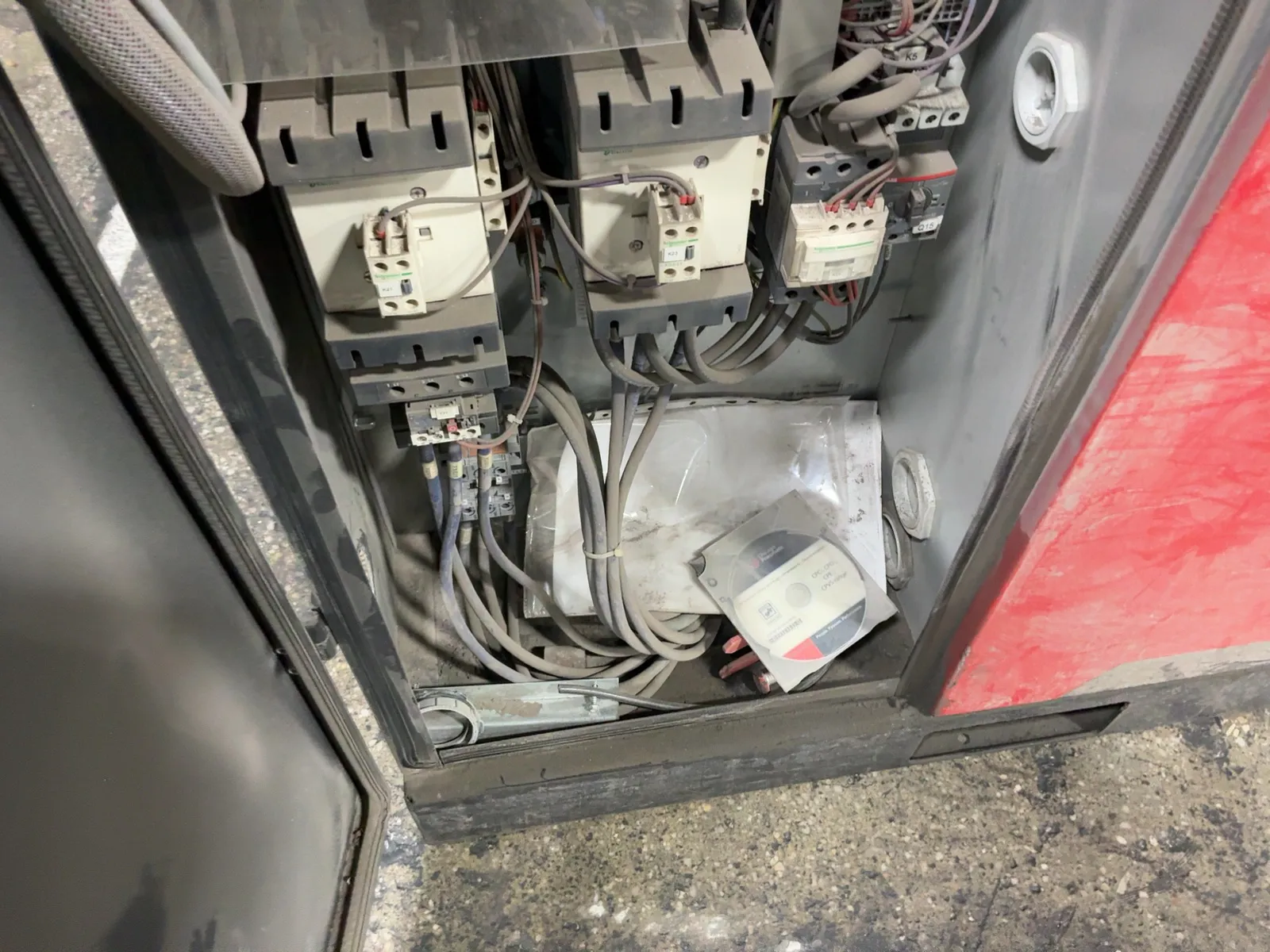 Chicago Pneumatic 100 Hp Air Compressor - Cpe100