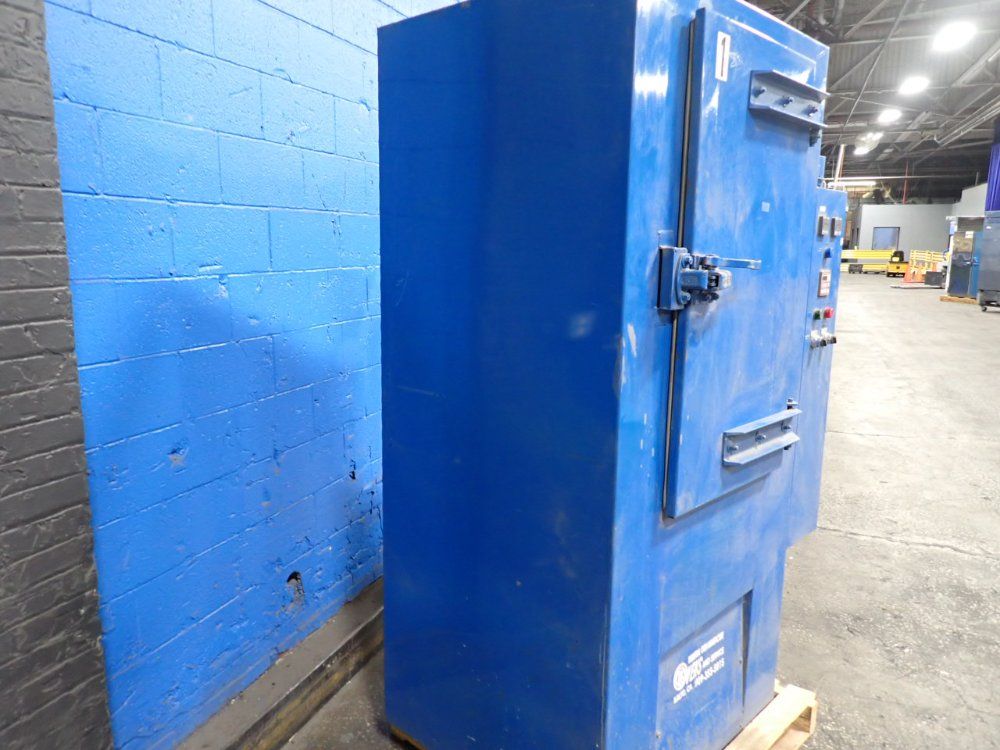 Dk Ovens 200° Oven - 361821