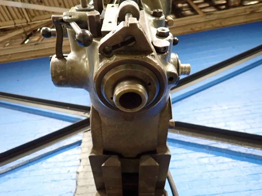 Bridgeport 9" X 32" Vertical Mill - 76752