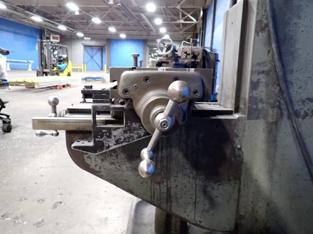 Bridgeport 9" X 32" Vertical Mill - 76752