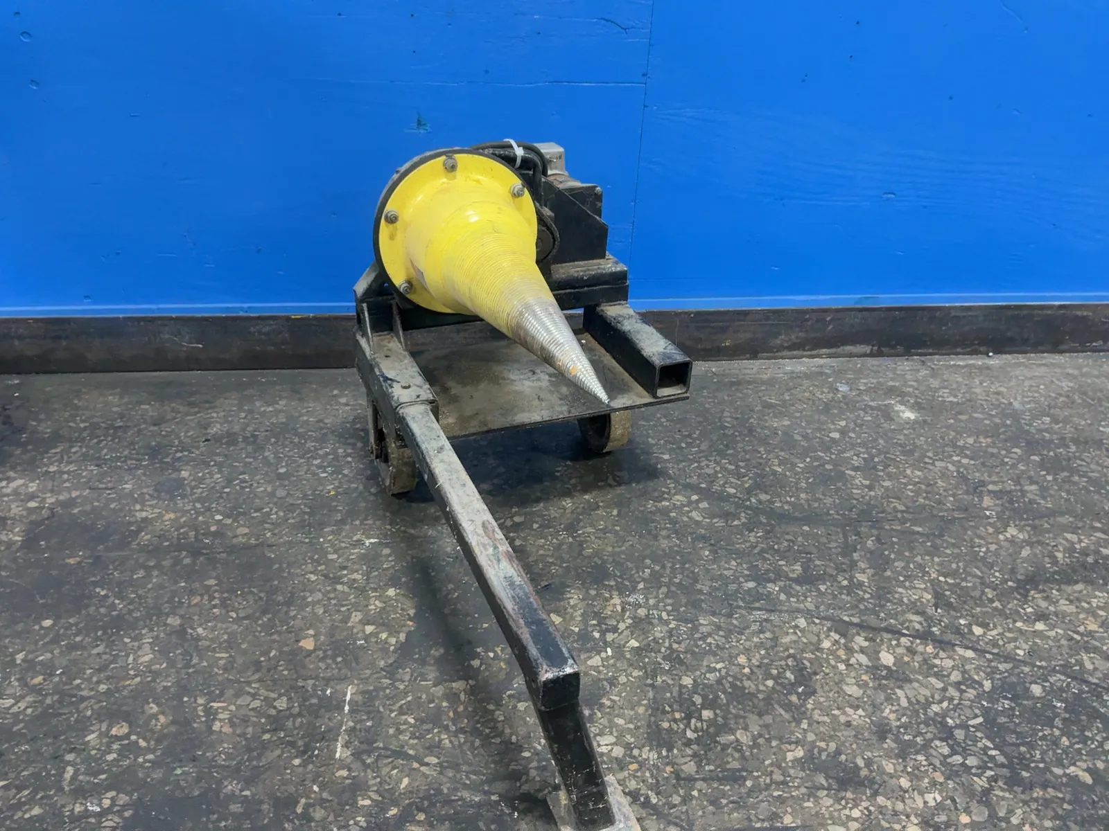 25” Stickler Log Splitter