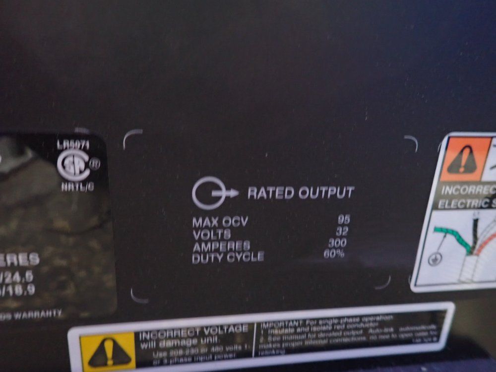 Miller 300 A Welder - Xmt 304