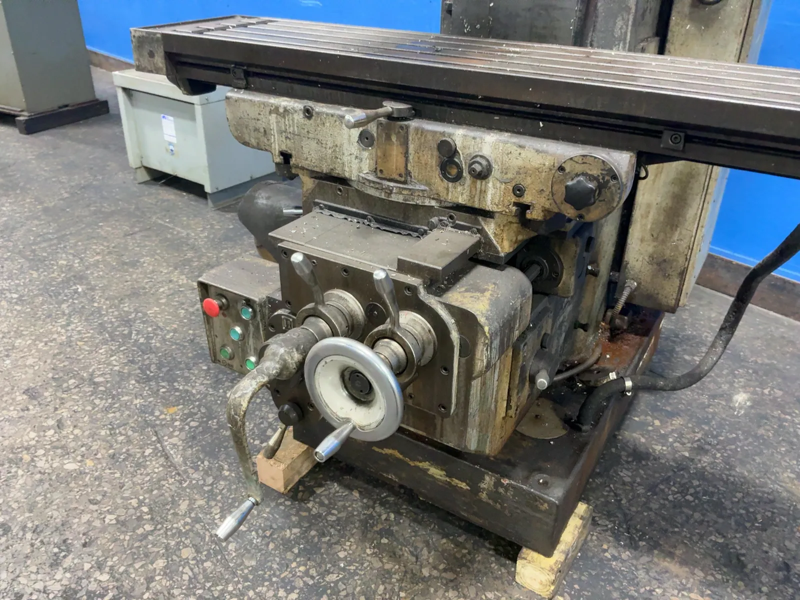 Polamco 50” X 13” Horizontal Mill - Fwd32