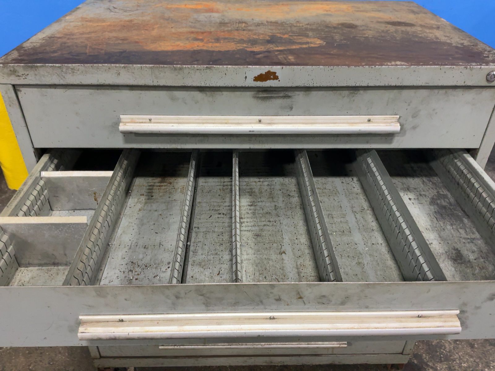 5 Drawers Tool Cabinet
