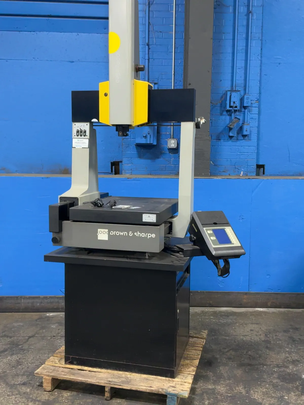 Brown & Sharpe 500 Lbs Coordinate Measuring Machine - Gage 2000