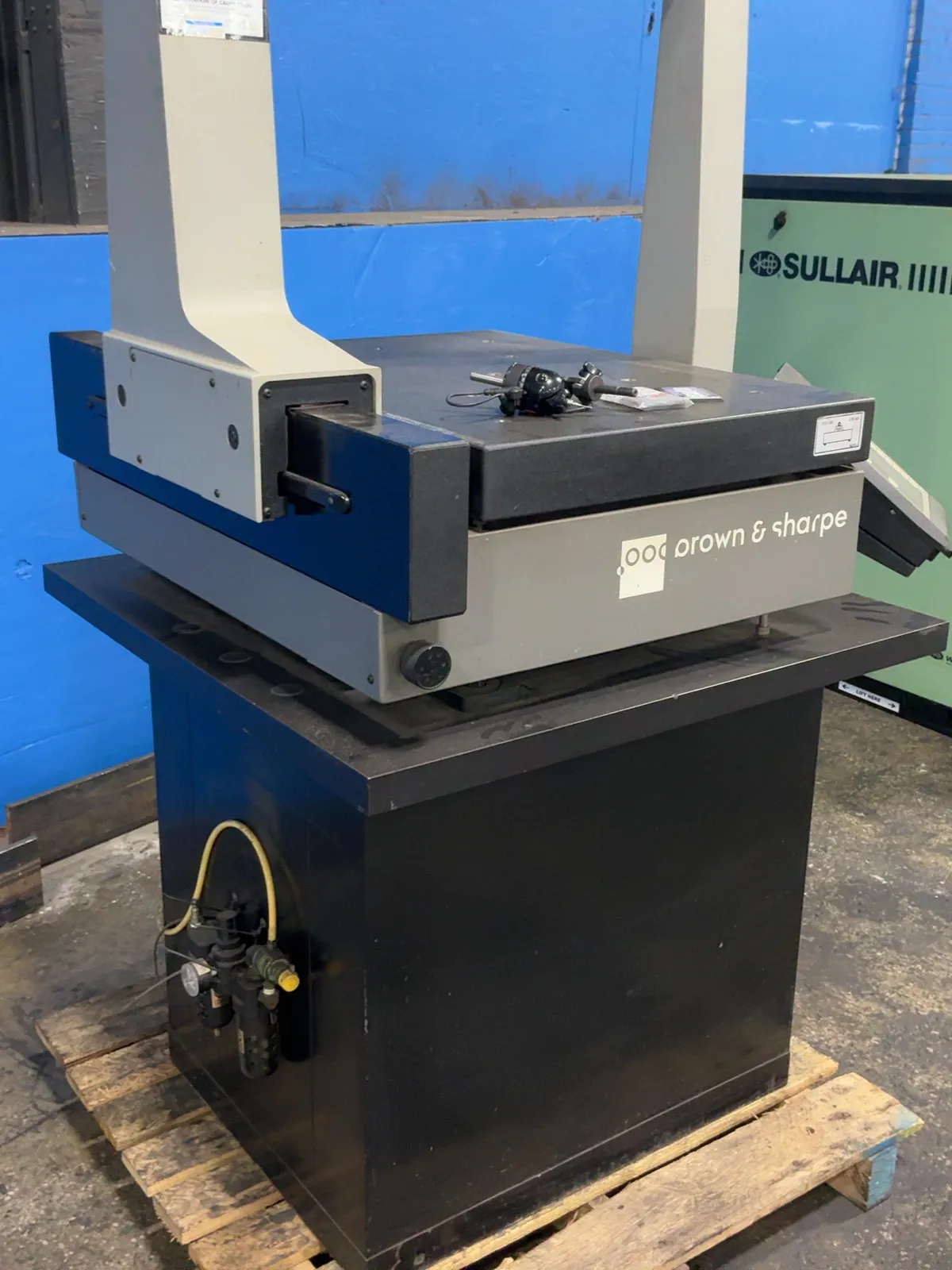 Brown & Sharpe 500 Lbs Coordinate Measuring Machine - Gage 2000