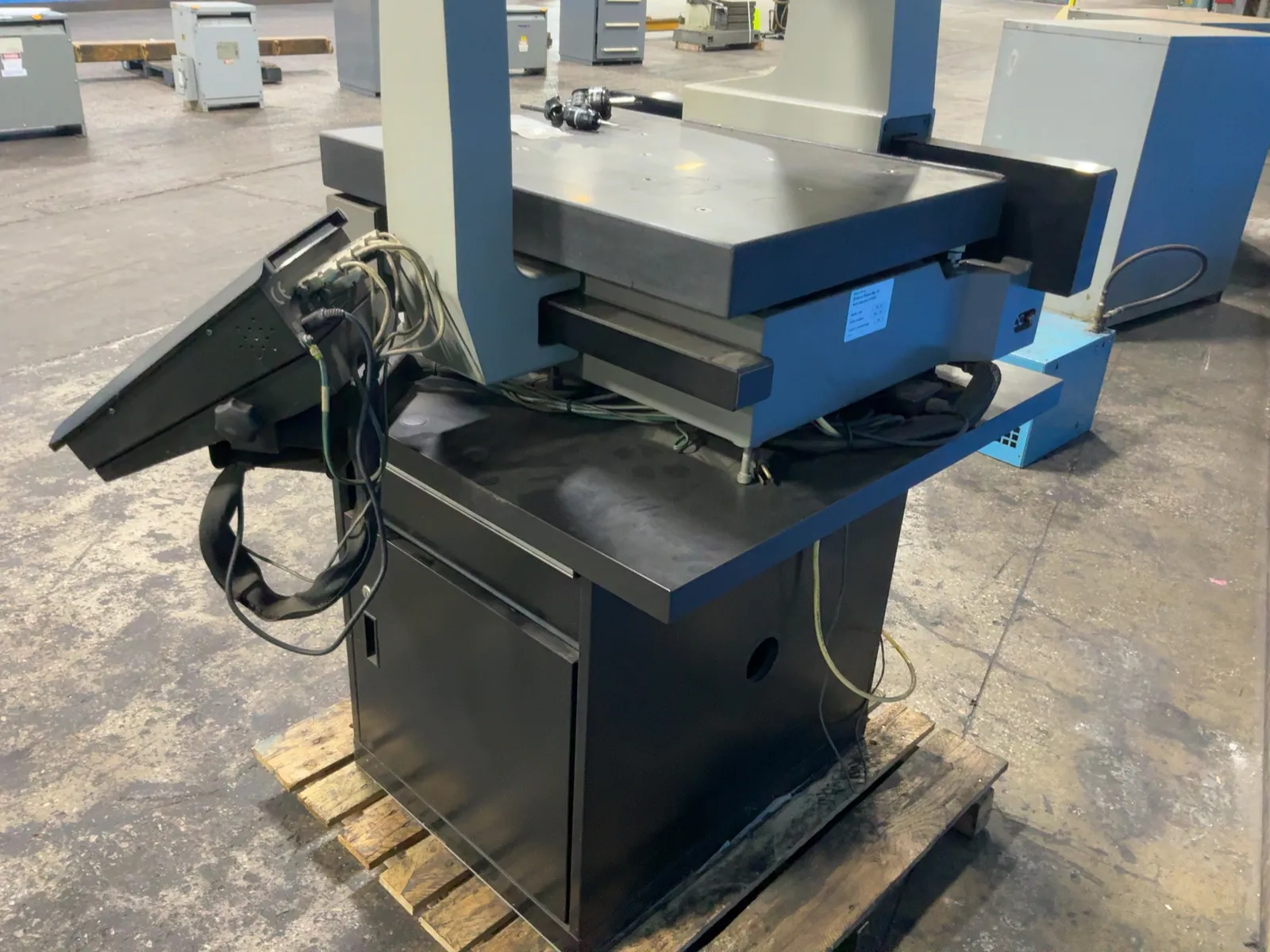 Brown & Sharpe 500 Lbs Coordinate Measuring Machine - Gage 2000