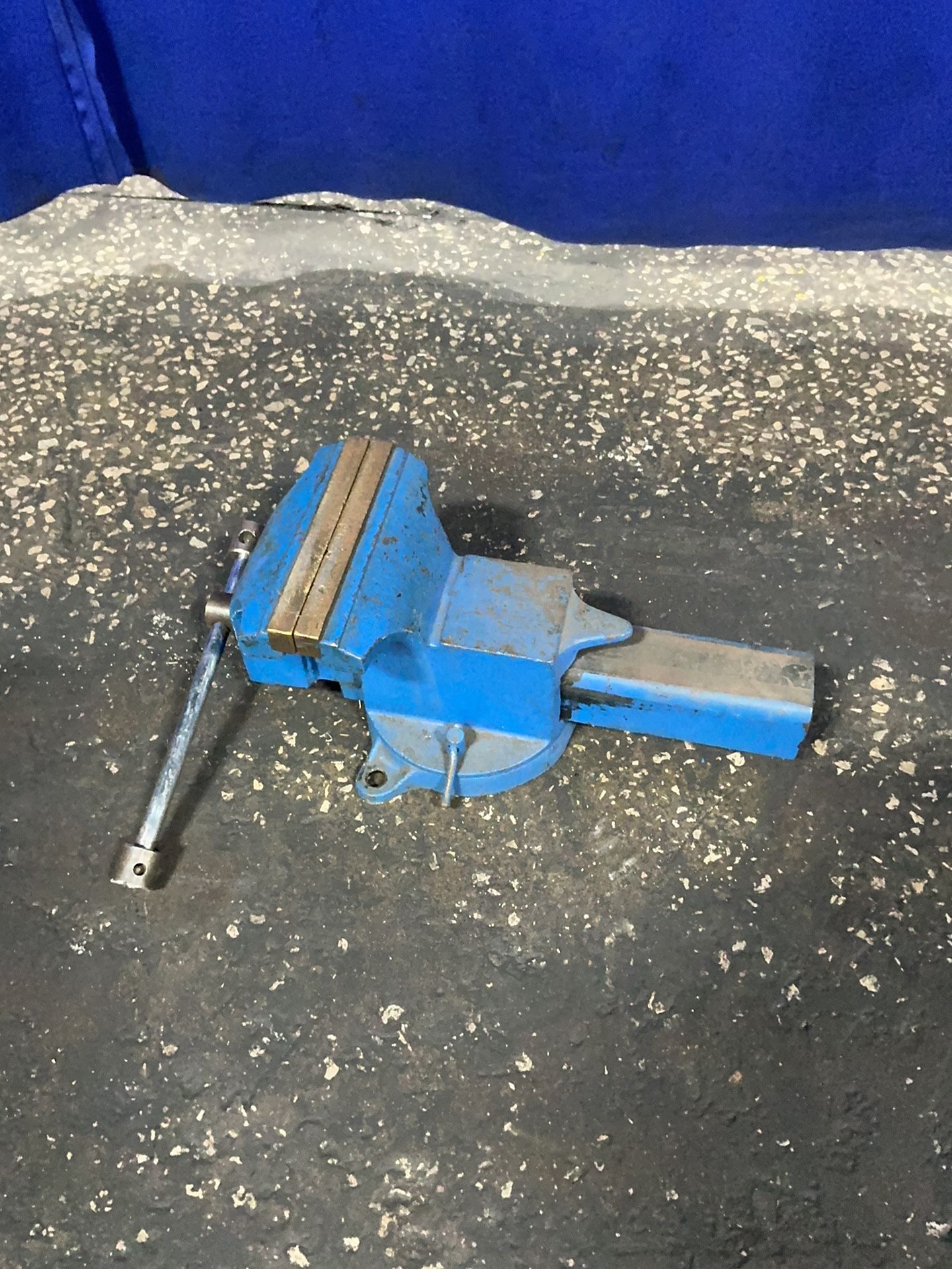 8” Bench Vise