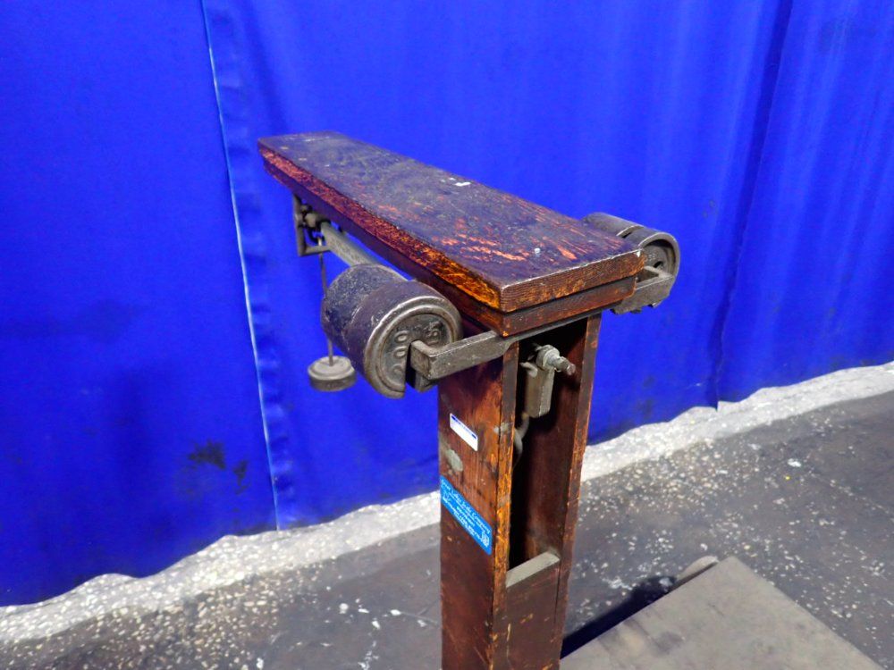 Howe 1000 Lbs Scale