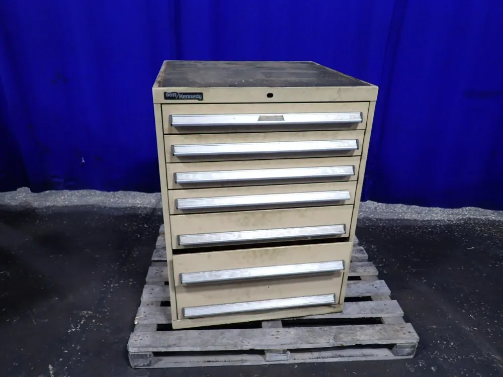 Bott/kennedy 7 Drawers Tool Cabinet