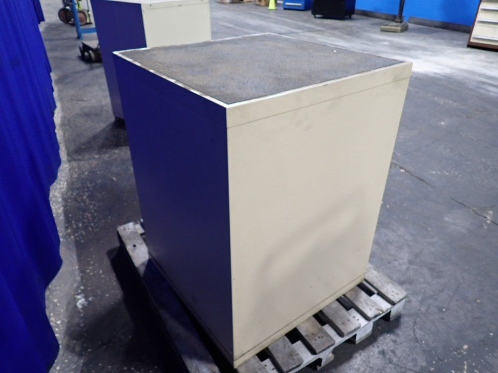 Bott/kennedy 7 Drawers Tool Cabinet