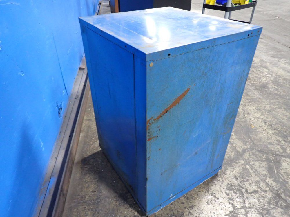 Equipto 9 Drawers Tool Cabinet