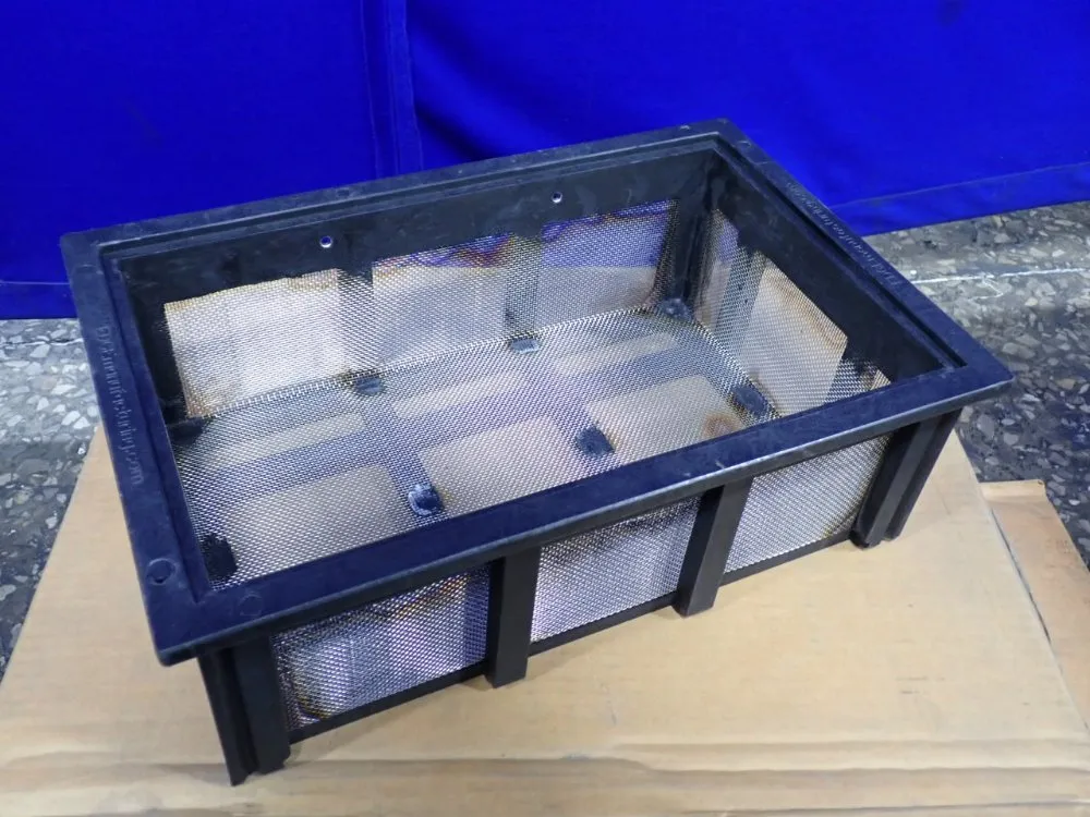 Edge 15" X 9" X 5" Wire Basket