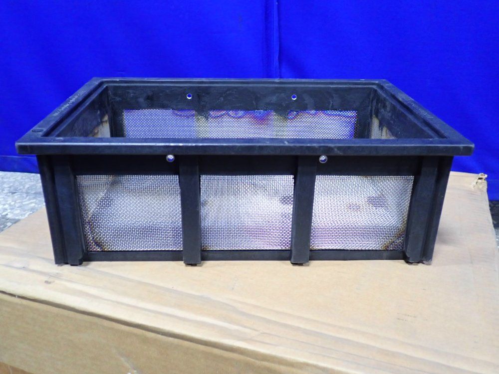 Edge 15" X 9" X 5" Wire Basket