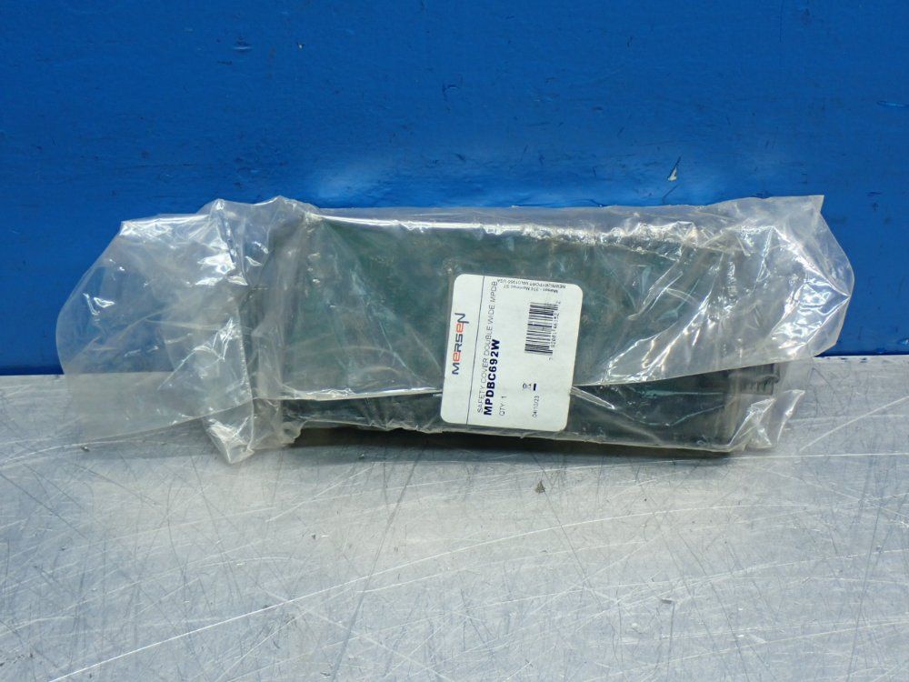 Mersen Distribution Block Hinged Safety Cover - Mpdbc692w