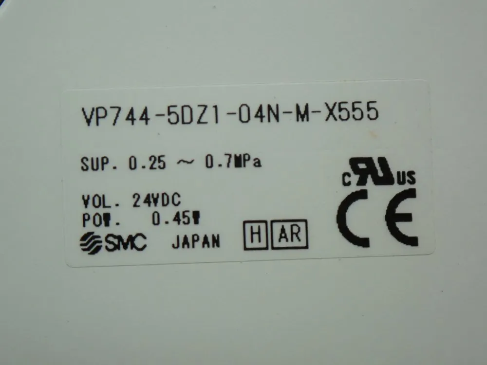 Smc 3-port Pneumatic Solenoid Valve Unit - Vp744-5dz1-04n-m-x555