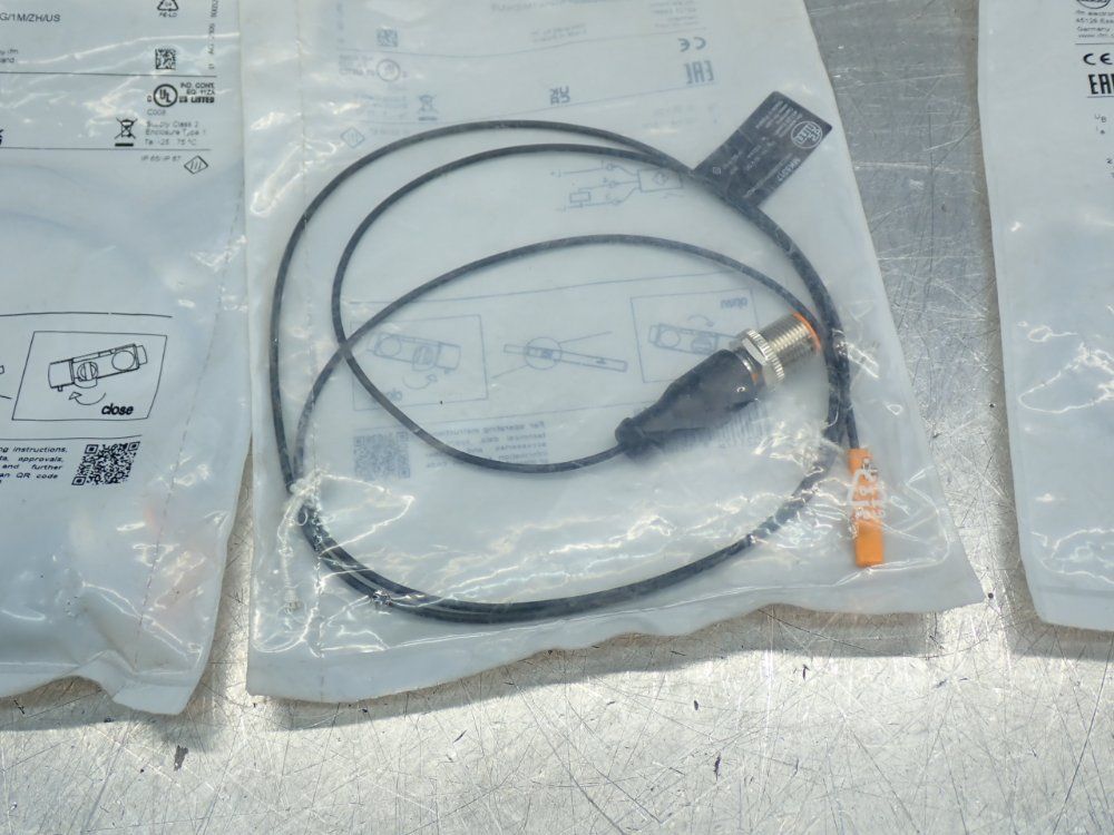 Ifm C-slot Cylinder Sensor, 6pcs - Mk5317
