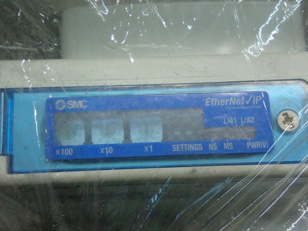 Smc Pneumatic Manifold - Vv5qc41-0403fsean-x132