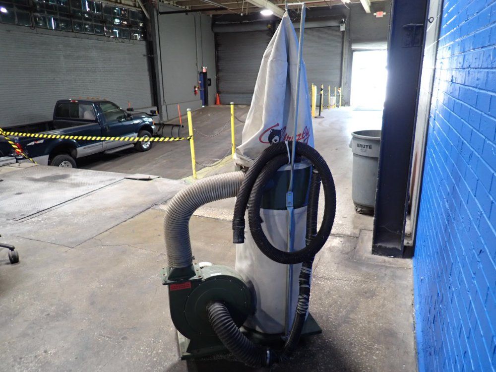 Grizzly 20" X 20" X 40" Dust Collector