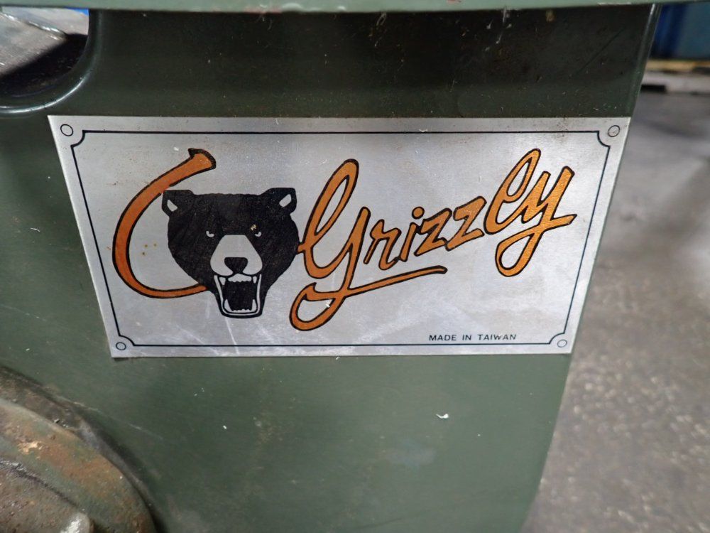 Grizzly 20" X 20" X 40" Dust Collector