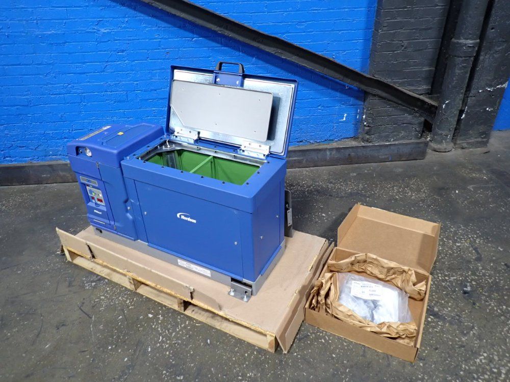 Nordson 19" X 8" X 12" Adhesive Melter - Problue 30 1049329