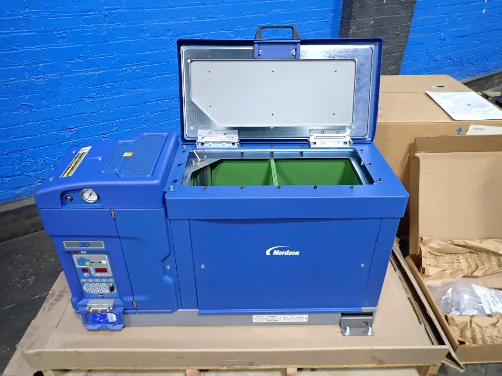 Nordson 19" X 8" X 12" Adhesive Melter - Problue 30 1049329