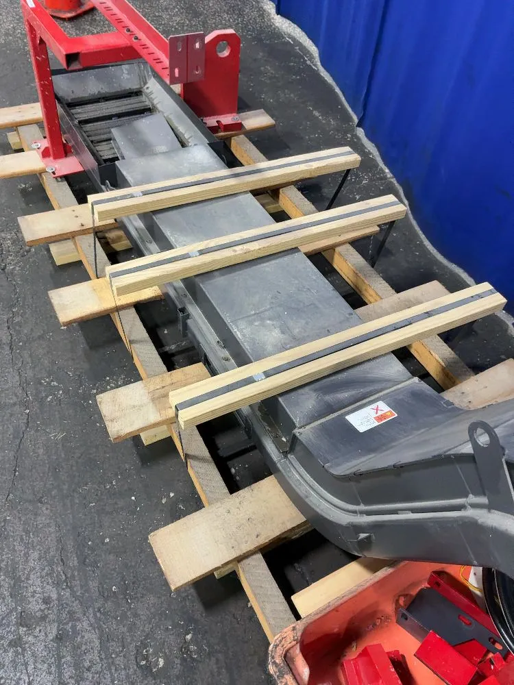 Enomoto Be A 14” Chip Conveyor - V760ex