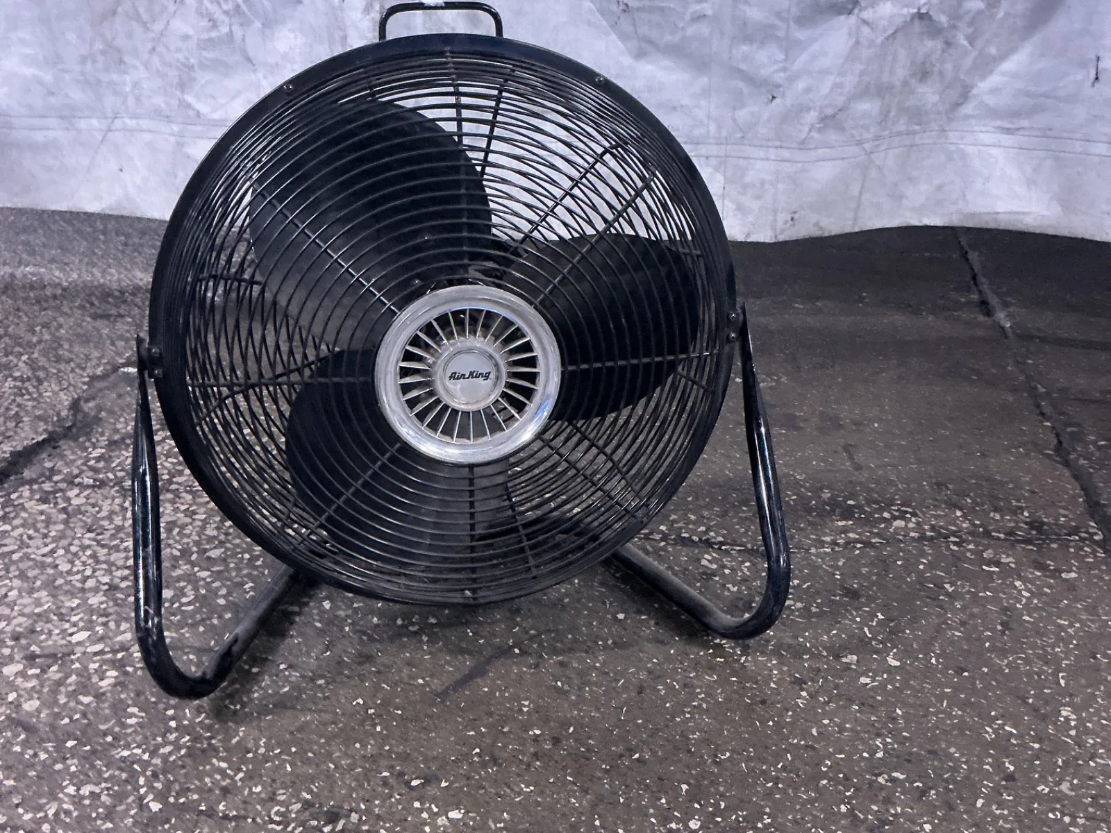 Air King 18” 18” Floor Fan - 9218e