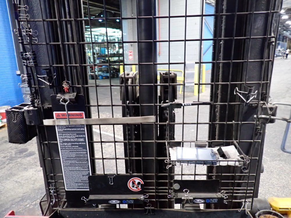 Raymond 4500 Lbs Electric Stand Up Fork Lift - Ez R40tt