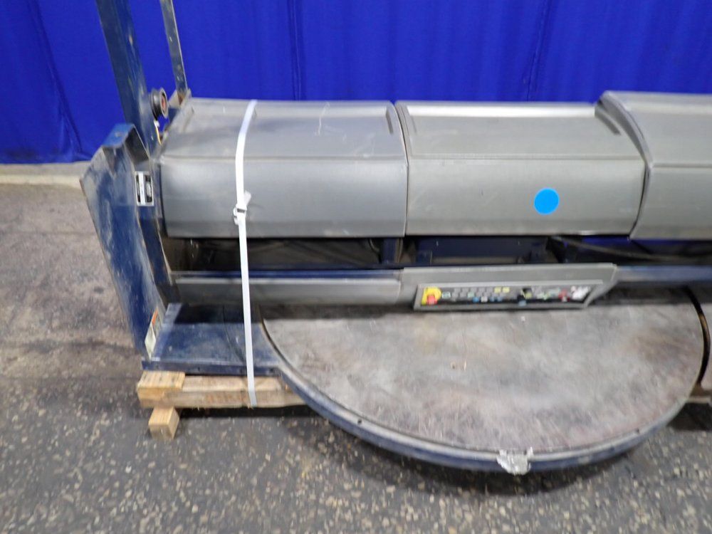 Lantech Turntable Stretch Wrapper - Q-3718