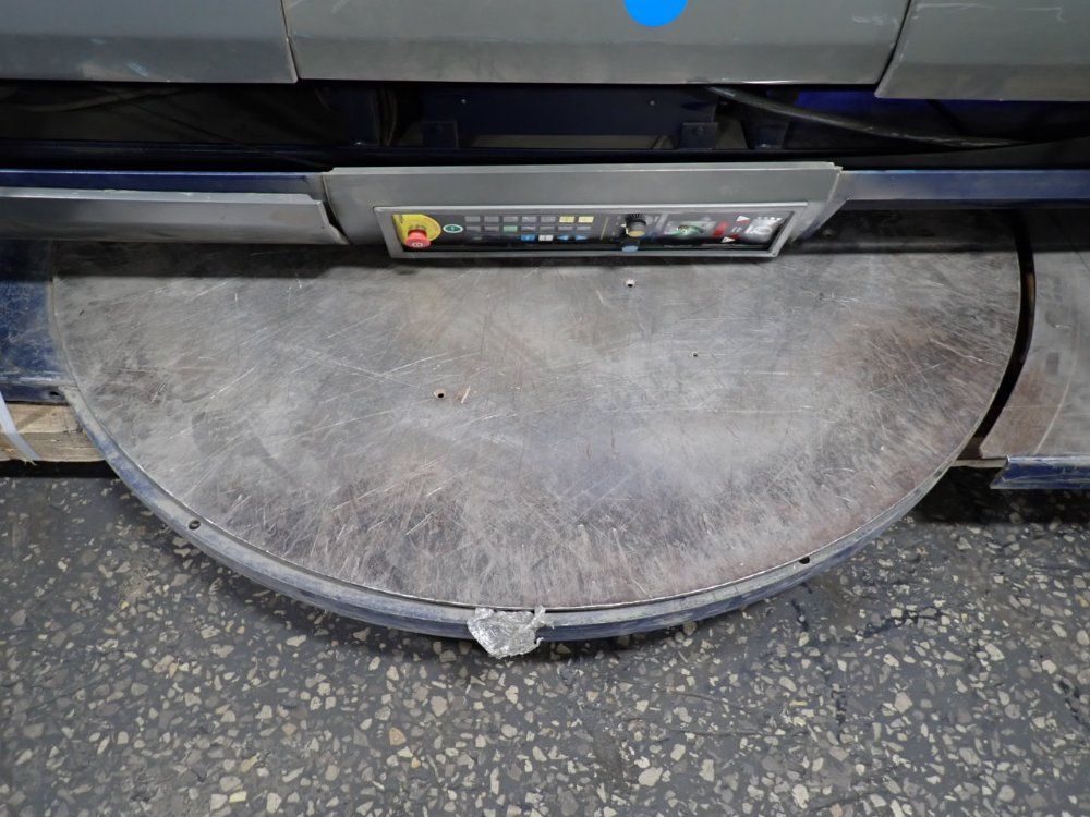 Lantech Turntable Stretch Wrapper - Q-3718