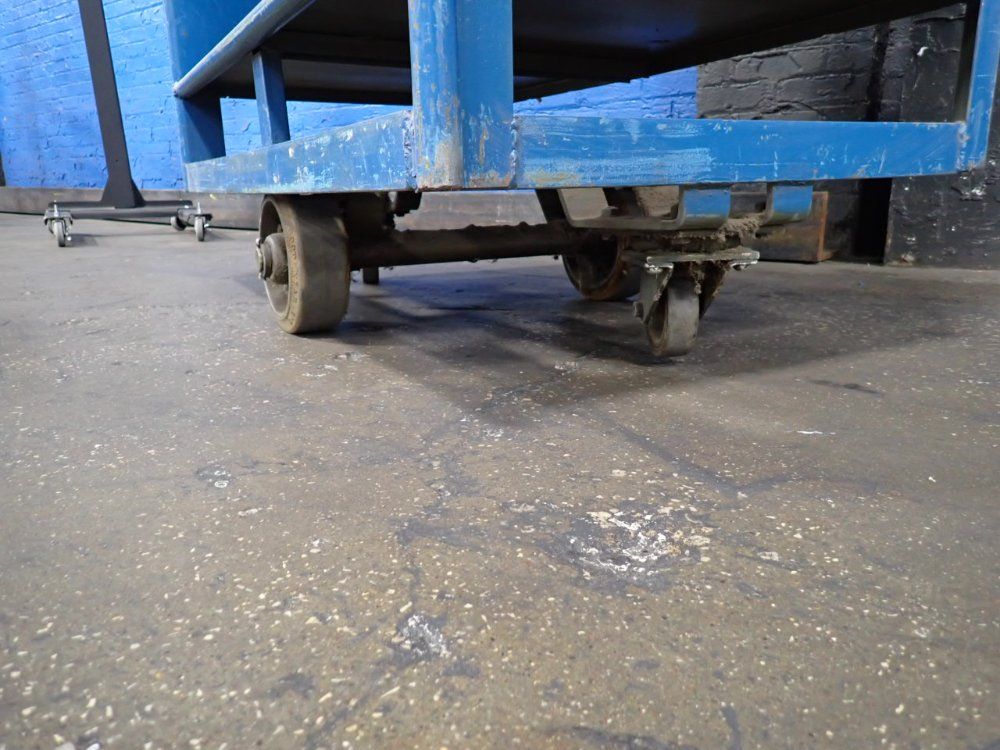 24"x 42" X 44" Parcel Cart