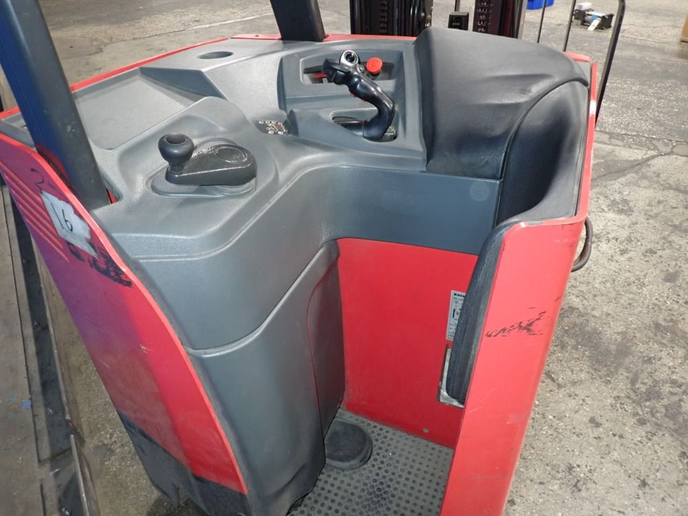 Raymond 3500 Lbs Electric Standup Forklift - 425-c35tt