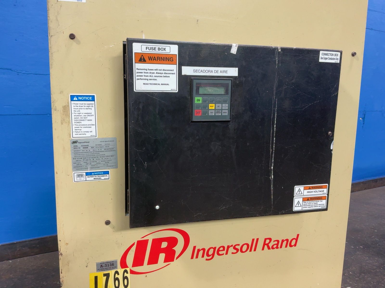 Ingersoll Rand 9 Hp Refrigerated Compressed Air Dryer - D2720ina400