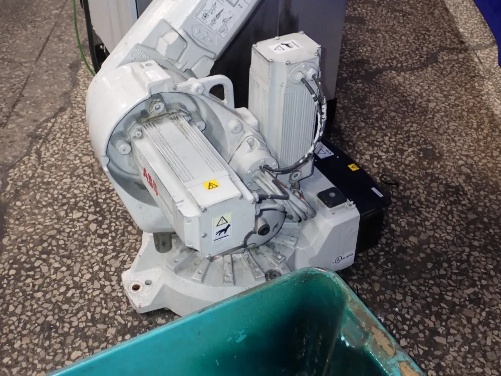 Abb Robot - Irb 2600