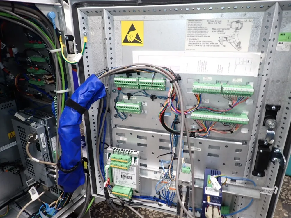 Abb Robot - Irb 2600