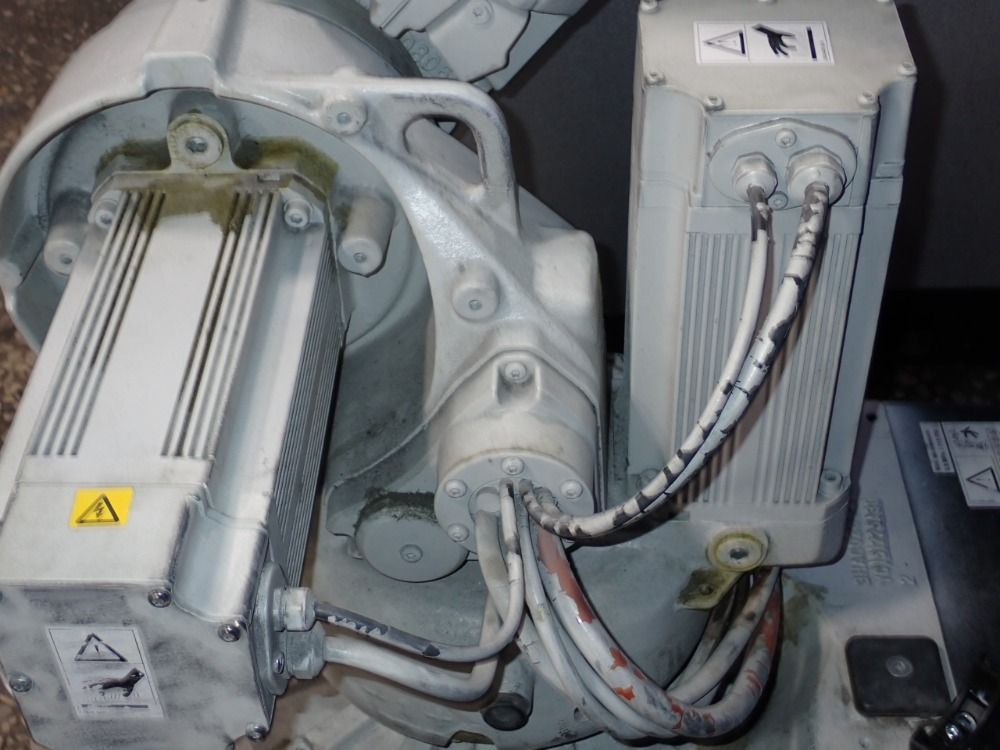 Abb Robot - Irb 2600