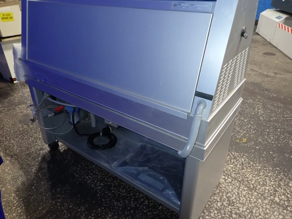 Q-lab Accelerated Weathering Tester - Quv/spray