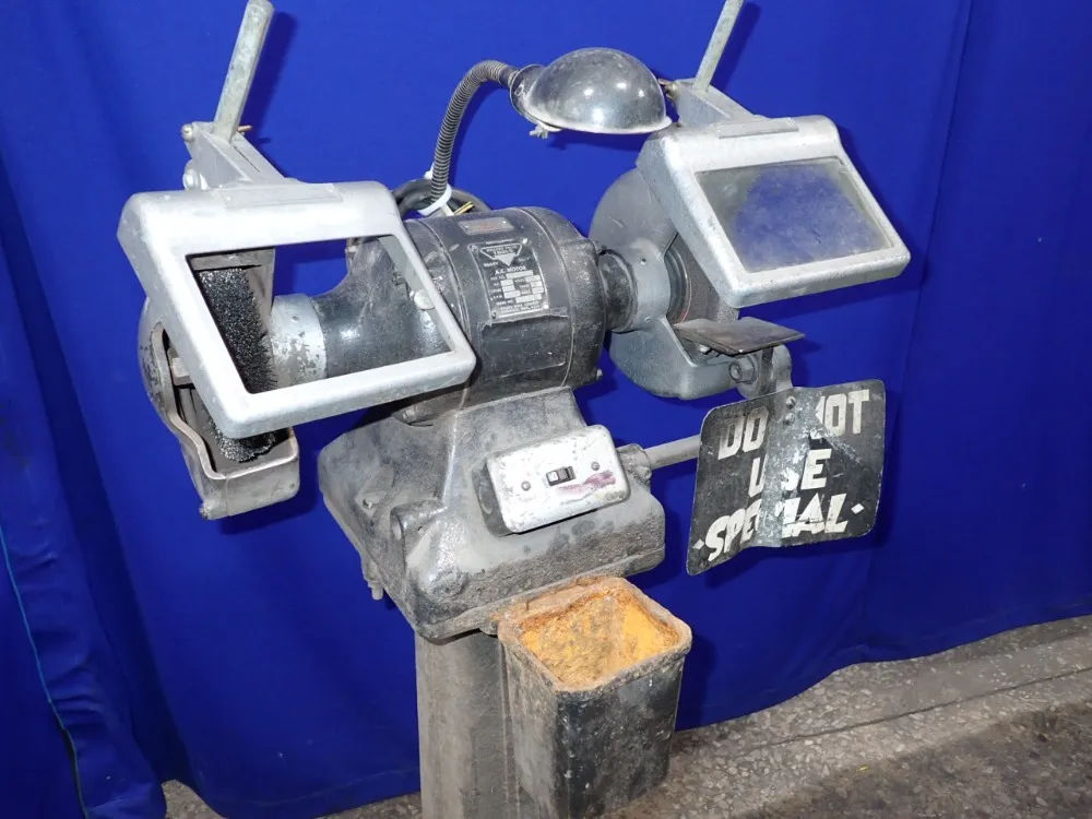 Millers Falls Tool 6" Pedestal Grinder - 87