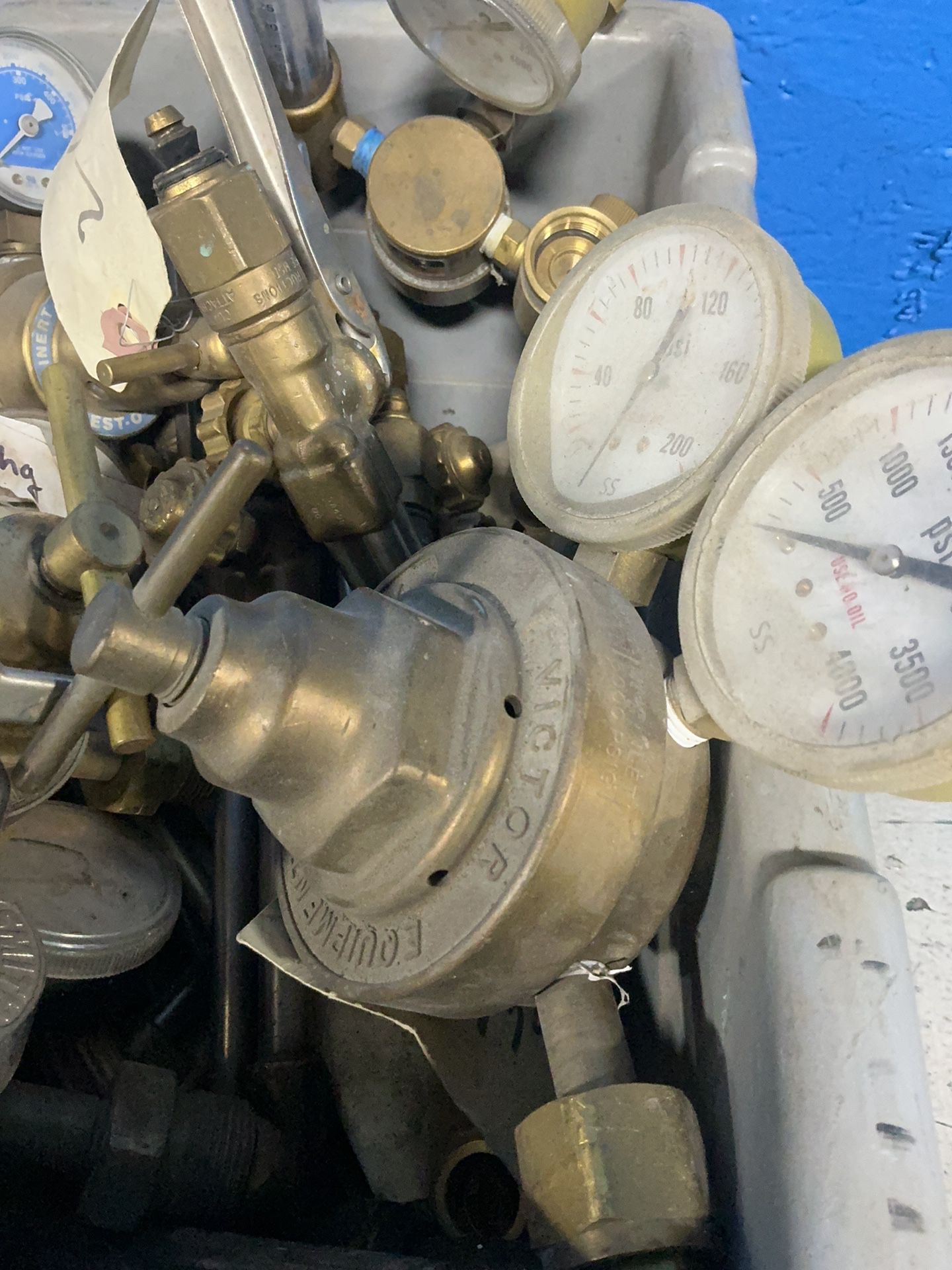 Equipment Co, Harris, Victoria Equipment Pressure Gauges