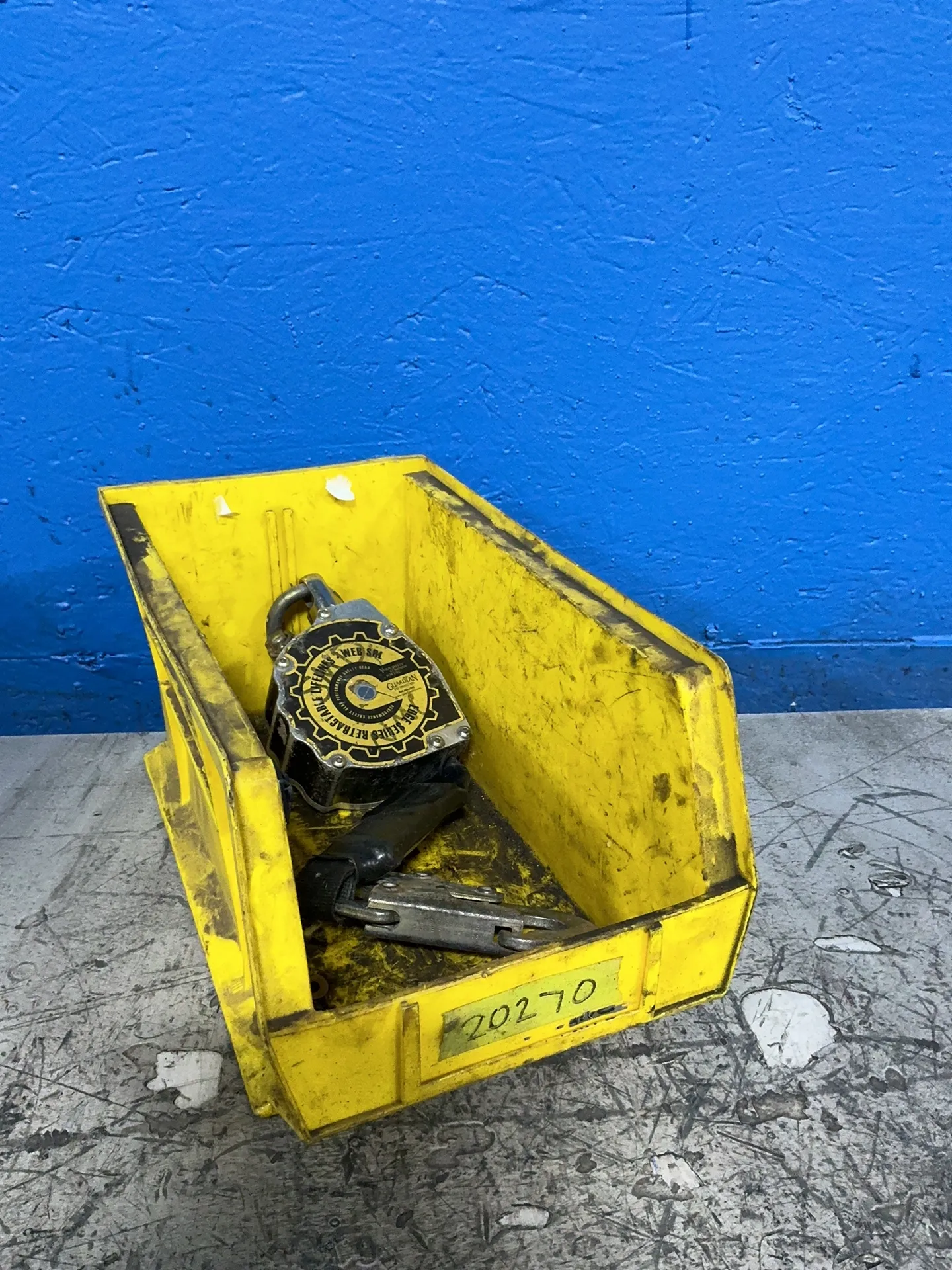 Guardian 130-300 Lbs Self-retracting Lifeline - 10900